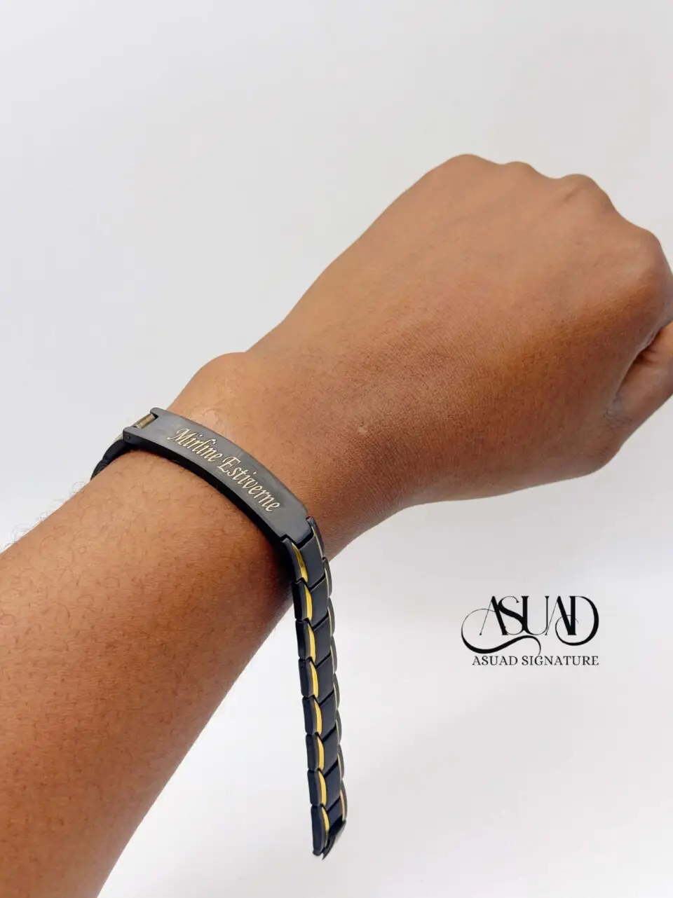 Engraved matte bracelet